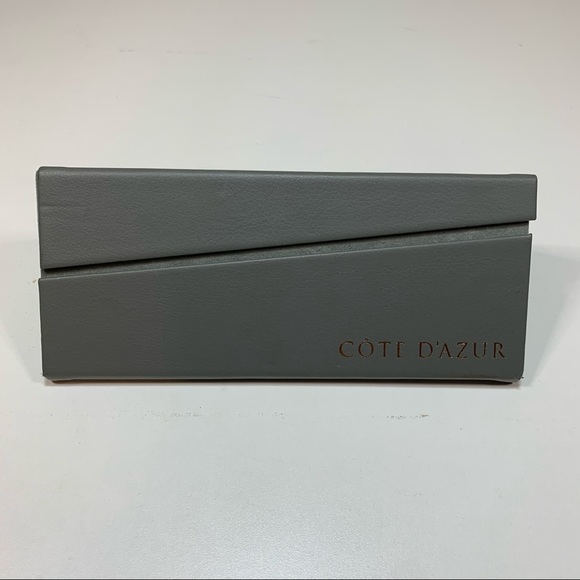 Cote D’Azur Accessories - Cote D'Azur Triangular Glasses Case Collapsible